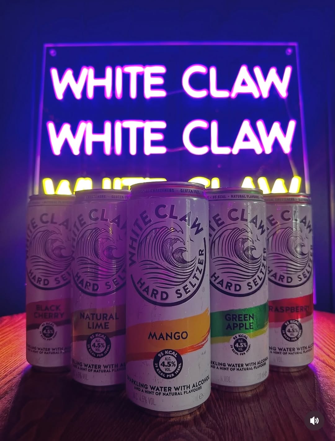 White Claw 3 for 2 on cans
