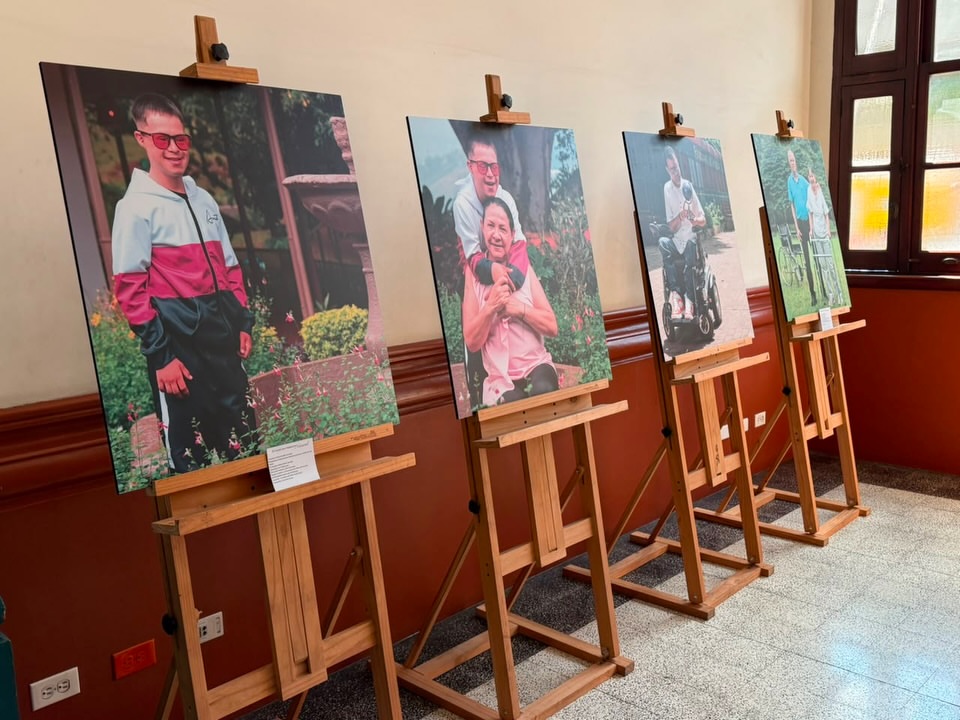 Exposición sobre Enfermedades Huérfanas